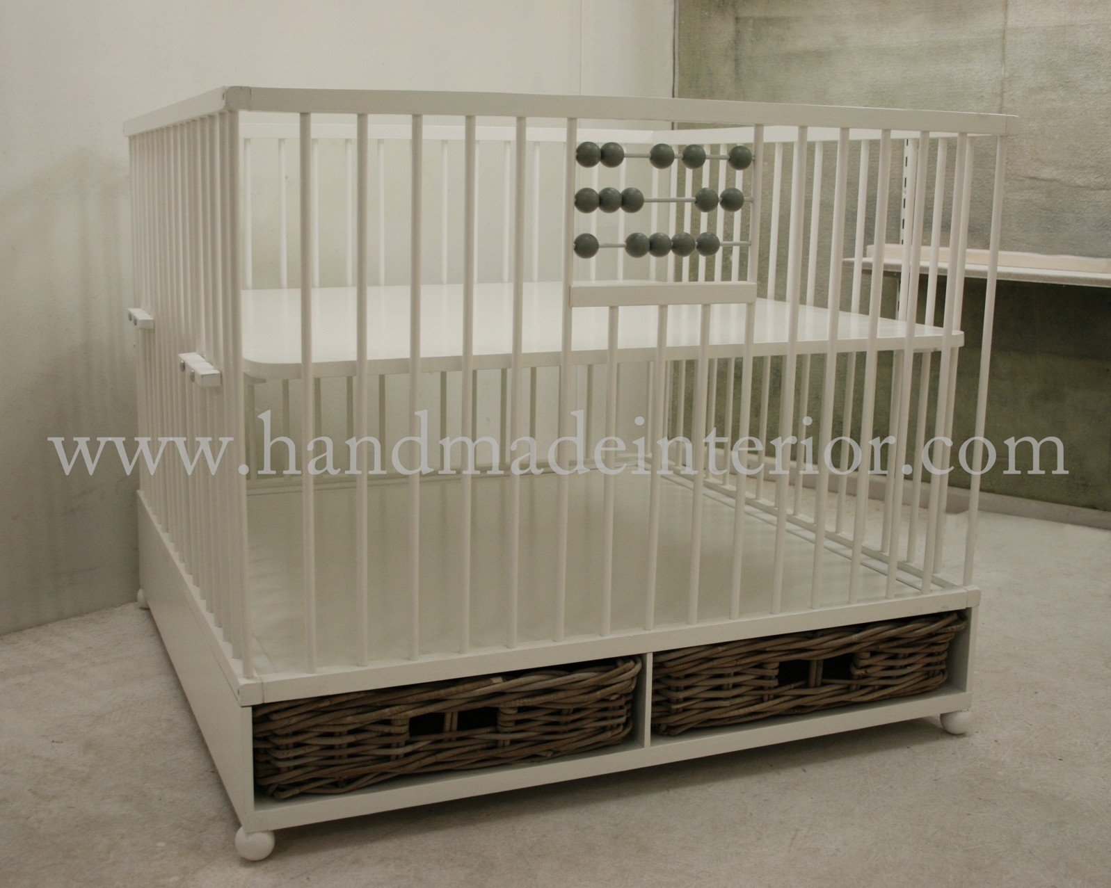 Babybox met teleraam rotan | HandMade Interior - Meubels en Interieurbouw